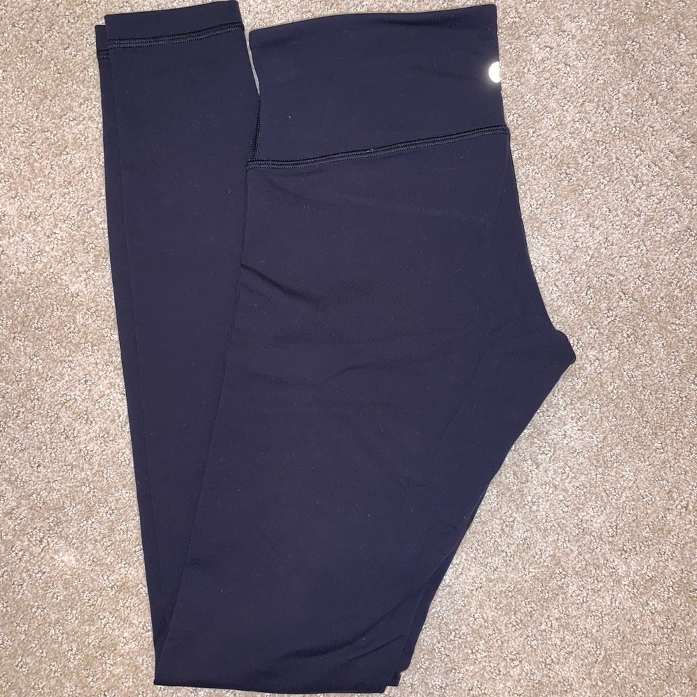 Lululemon Wunder Under Leggings - size 6